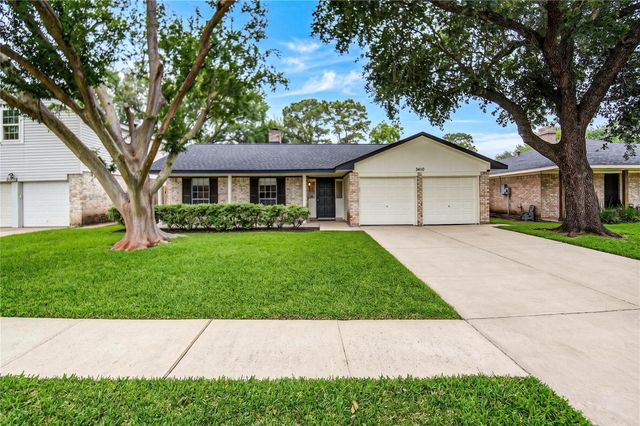2419 Fairgreen Dr — Quail Valley East Sec 1
