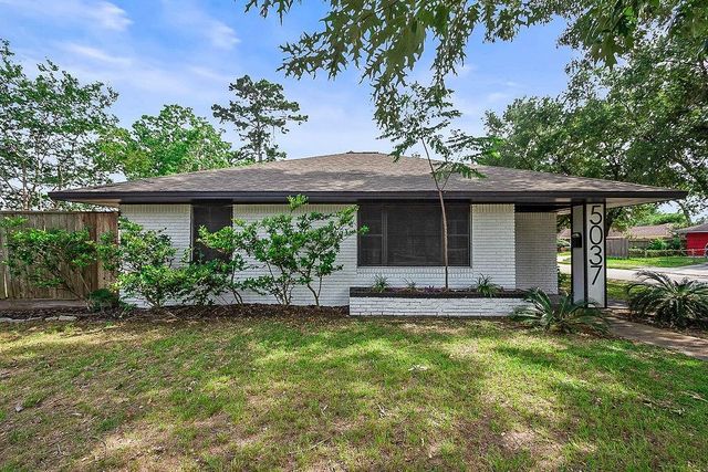 5037 W 43rd St — Oak Forest Sec 16