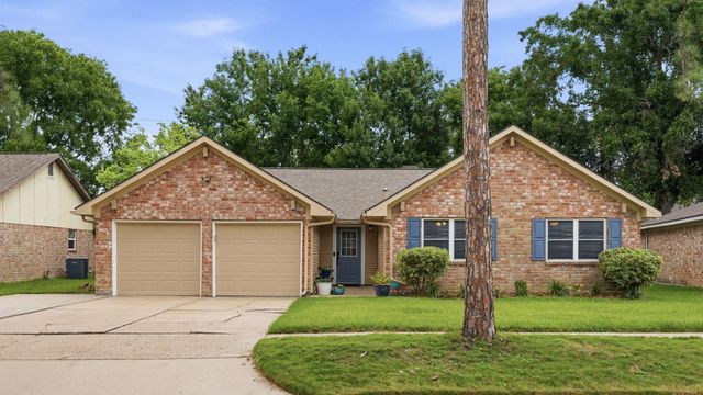 2022 Arcadia Dr — Covington West