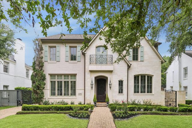 2242 Pelham Dr — River Oaks Sec 01