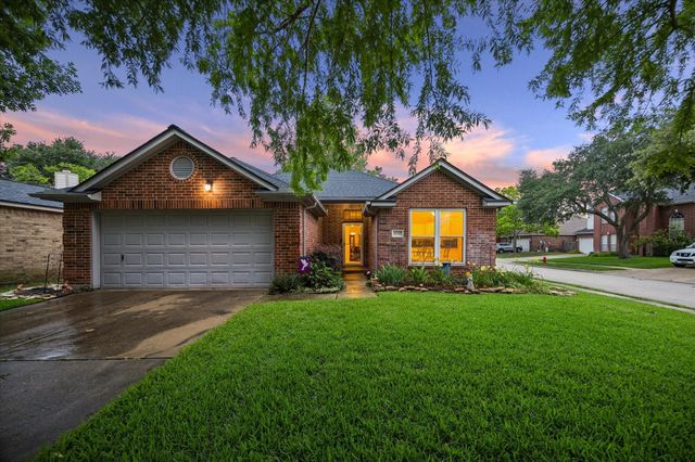 1545 Dan Cox Ave — Heritage Meadows