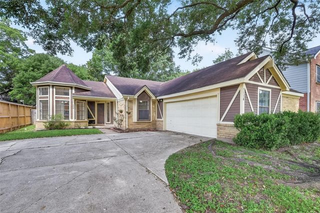 1114 Wentworth Dr — Southdown Sub