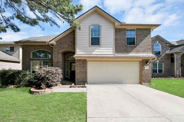 6950 Sterling Meadow Dr — Cross Creek Sec 01