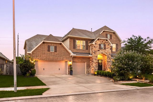 10219 Wylde Point Ln — Sienna