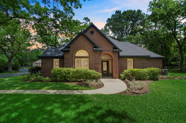 4002 Glenwood Dr — Glenwood