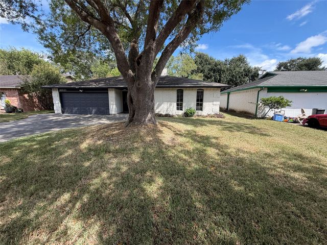 16631 Blackhawk Blvd — Forest Bend Sec 06