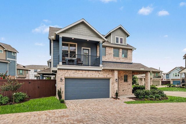 11818 California Sister Dr — Groves