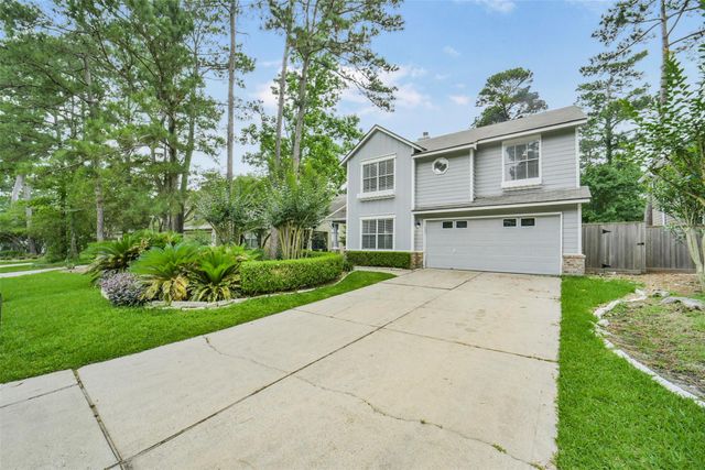 22 E New Avery Pl — Wdlnds Village Alden Br 26