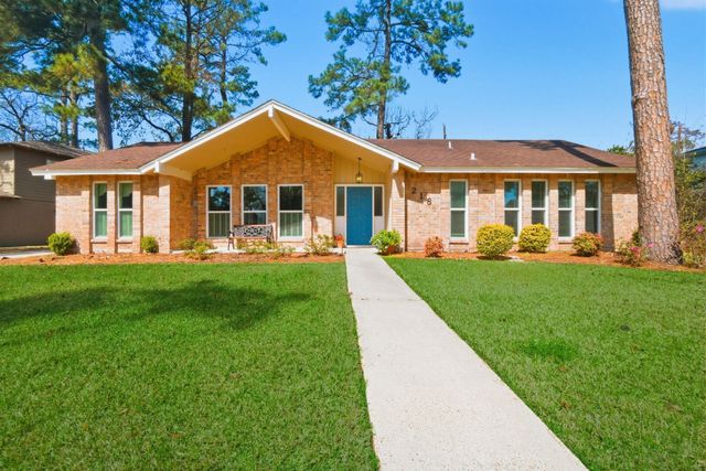 218 Tree Trunk Dr — Enchanted Oaks
