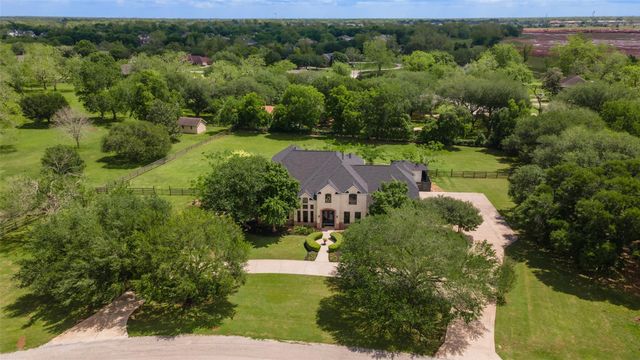 7118 Foster Creek Dr — Foster Creek Estates