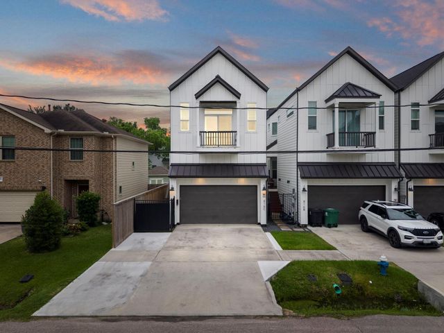 816 E 38th St C — Independence Heights