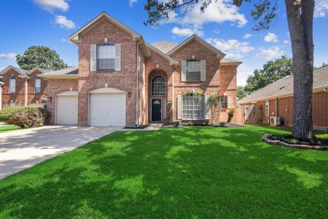 23234 Hazel Field Ct — Heritage Square
