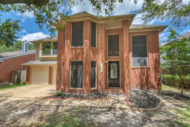 6923 Little Redwood Dr — Village Grove