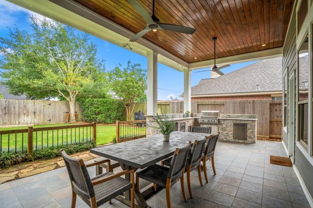 11114 Jadestone Creek Ln — Cypress Crk Lakes Sec 05