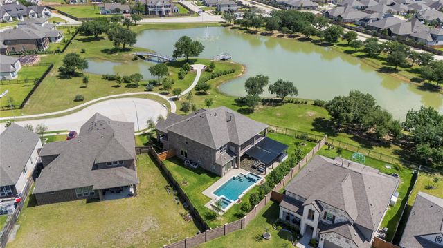 21203 Brook Tide Ln — Marvida