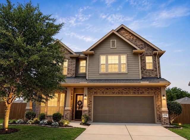 4706 Walnut Willow Ct — Harmony