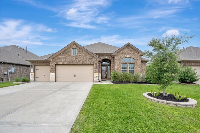 611 Applewood Dr — Westwood Sub Sec 7
