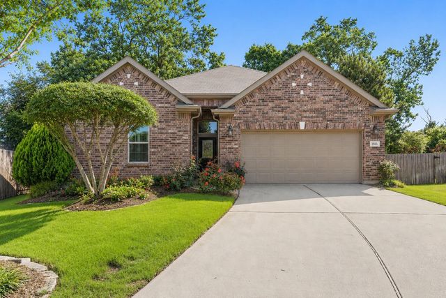 2035 Elkington Cir — Wedgewood Falls