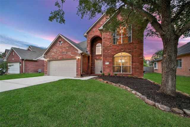 28826 Hidden Cove Dr — Hidden Lake Estates