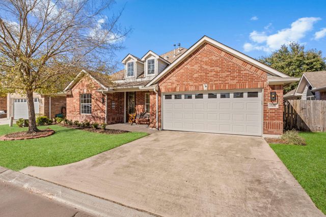 15246 Scenic Woodland Dr — Mansion Villas 02