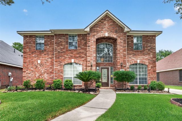23618 Shadow Creek Ct — Falcon Landing Sec 3