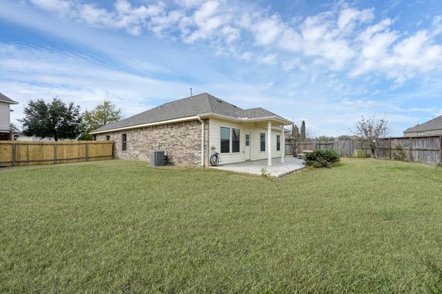 23302 E Pine Ivy Ln — Pine Trace Village