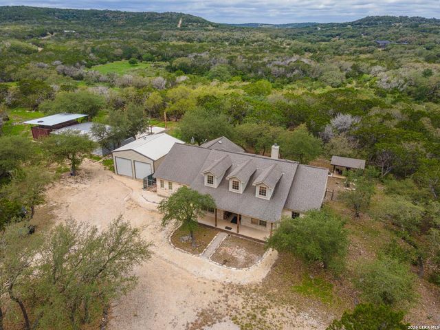 374 W County Road 2481 — ROLLING HILLS RANCH