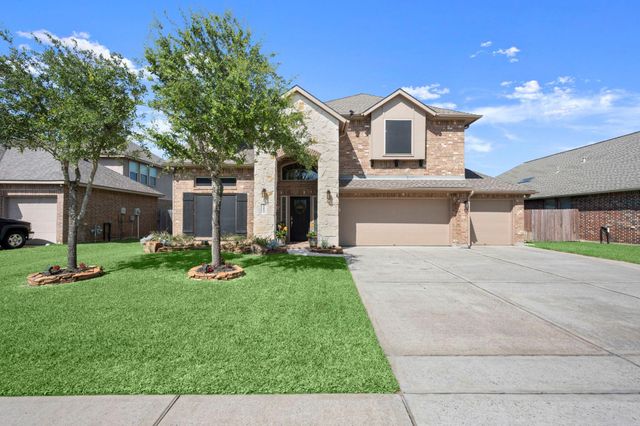 22822 Dale River Rd — Willow Lake Village