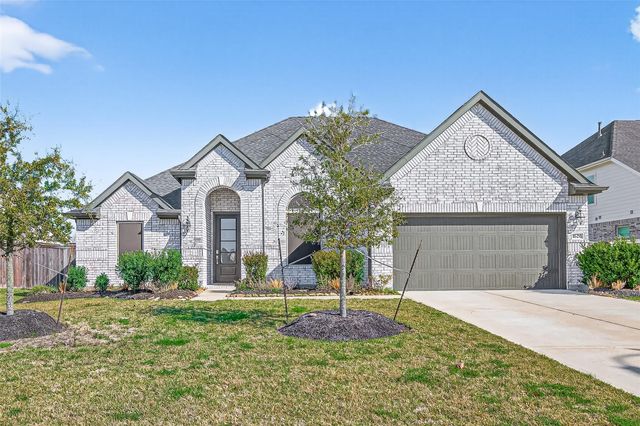 1626 Evergreen Bay Ln — Young Ranch