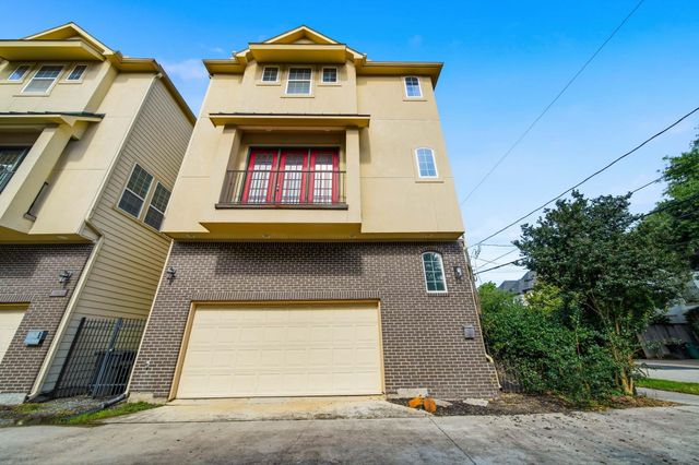 5525 Petty St A — Homes/Petty Street
