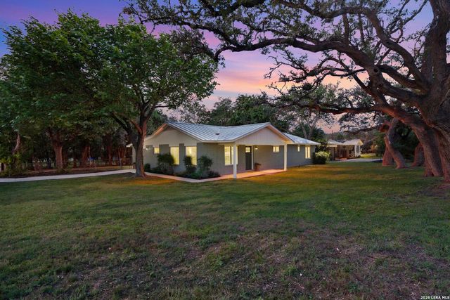 404 Oak Park Dr — OAK PARK