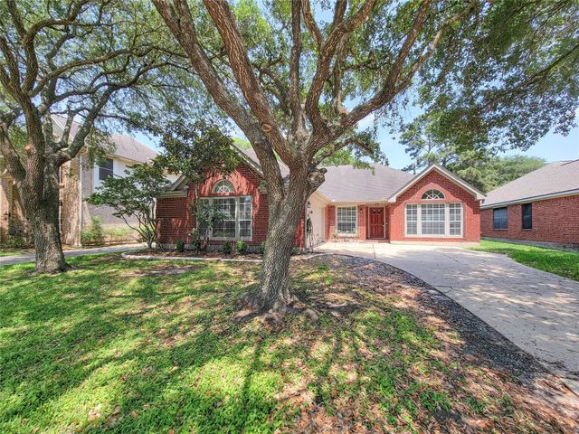2930 Meadow Brook Dr — Meadow Bend