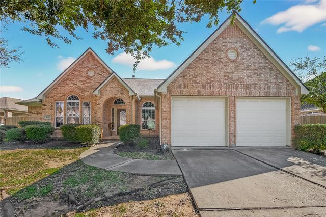 4018 Copper Creek — Country Club Estates Sec 02