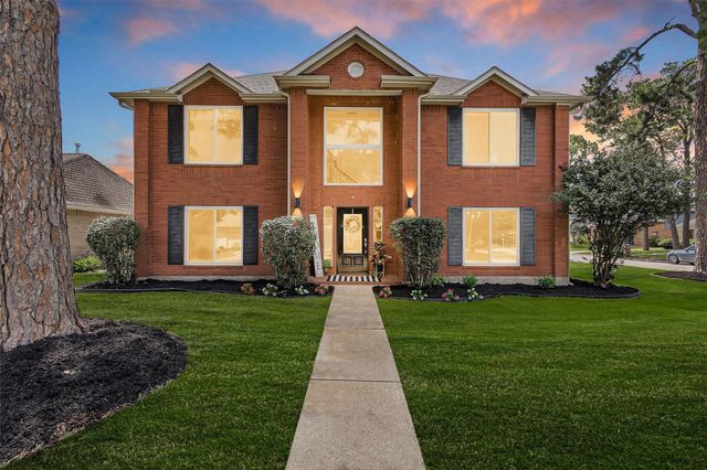 1719 Hoyt Ln — Williamsburg Settlement Sec 03
