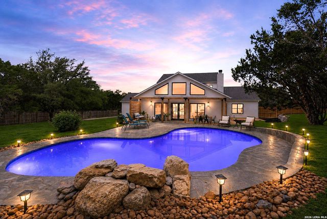 150 LAKE VIEW DR — LAKE COUNTRY