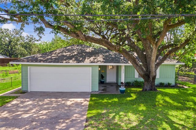 2337 Pearland Ave — Pearland