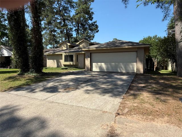 17307 Northchapel St — Memorial Chase