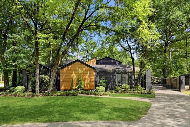 2701 Crossvine Cir — Wdlnds Village Grogans Ml 02