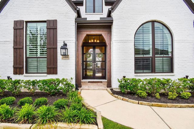 6811 Mirabeau Ln — Cane Island Sec 31
