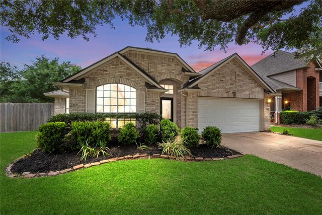 4039 Dell Ln — Sienna Planation