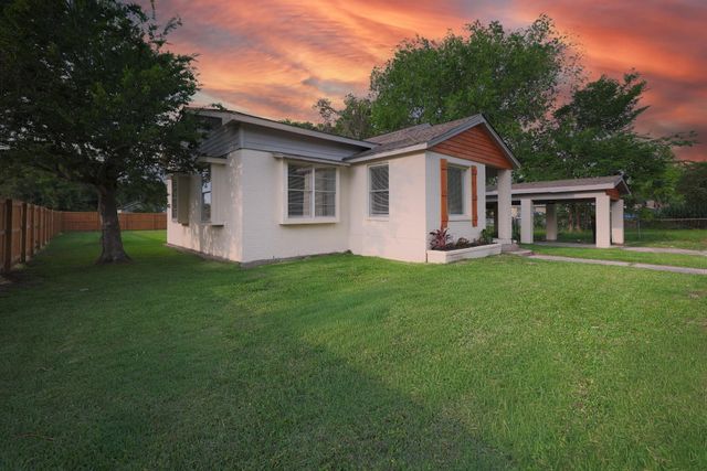 536 Stimpson St — WHEATLEY ACRES