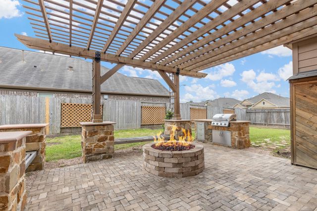 6410 Hardwood Dale Way Dr — Cypreswood Point