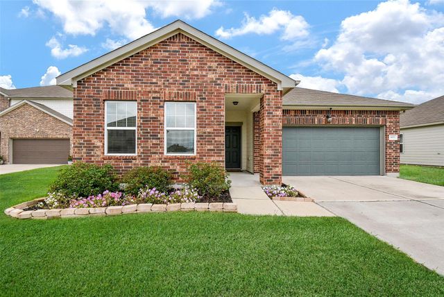 4611 Highland Crest Dr — Highland Meadows Sec 2