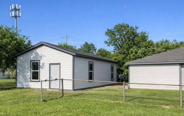 6303 Georgianna Dr — Bramley