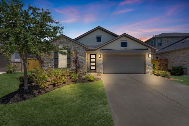1119 Pecan Tree Ln — Raburn Reserve Sec 1