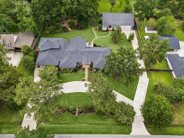 1711 Walnut Ln — Forest Cove Sec 05 U/R