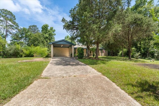 10530 Royal York Dr — Royal Forest 02