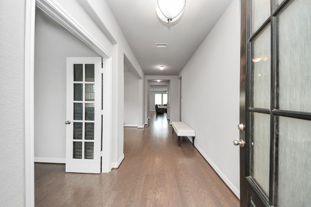 183 Solana Point Dr — Sunterra Sec 3