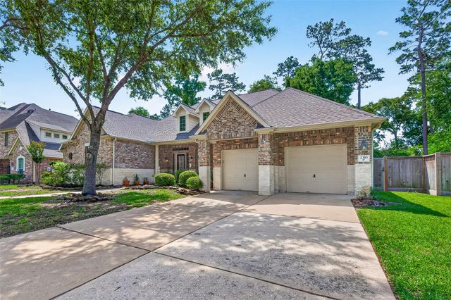 2310 Spring Lake Park Ln — Imperial Lakes