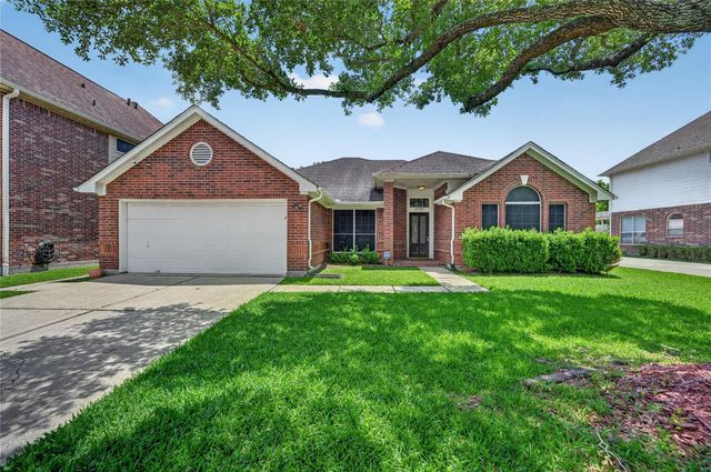 4535 Backenberry Dr — Heritage Park